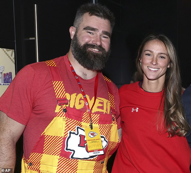 Kylie and Jason cheered on Travis and the Kansas City Chiefs against the San Francisco 49ers