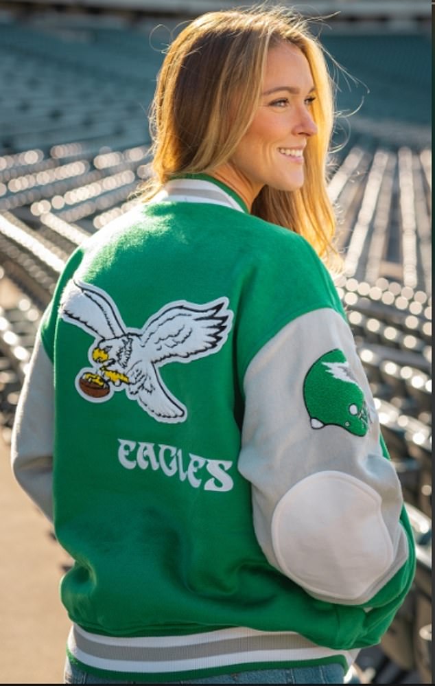 Kylie couldn't be convinced to carry the Chiefs game because of her love for Jason's Eagles