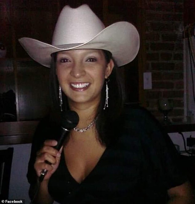 Close friends confirmed to the newspaper that Lisa Lopez-Galvan died of a gunshot wound to her abdomen during surgery in a hospital