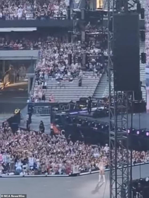 Former Triple M radio announcer James Anderson shared photos of empty seats during the Melbourne Eras Tour on Friday evening.  Photo: James Anderson