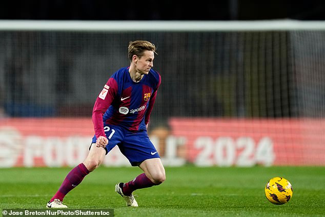 Frenkie de Jong could finally hit the road this summer after resisting attempts to sell him