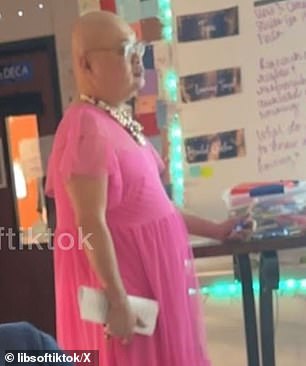 Tjachyadi's pink dress seemed to have made it into the classroom