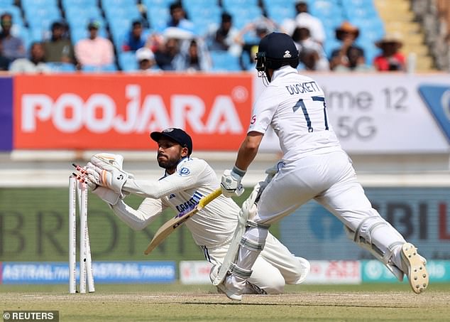 Ben Duckett had said it was 'the more the merrier' for England in terms of the chase