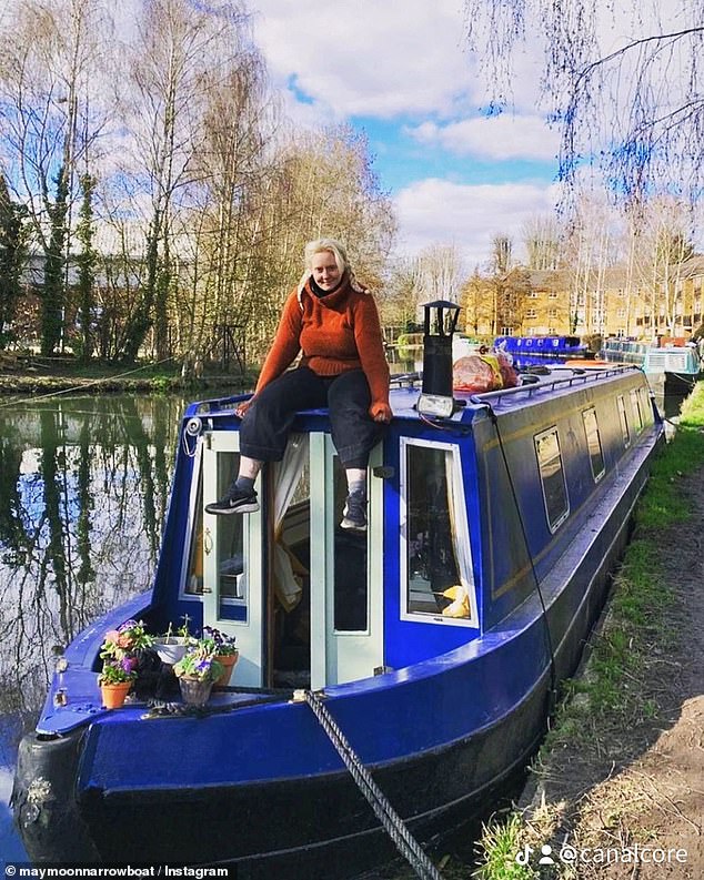 Laura Woodley, 35, from London, made the switch to a boat during the COVID-19 lockdown in 2020 after struggling to afford rising rental costs in the capital