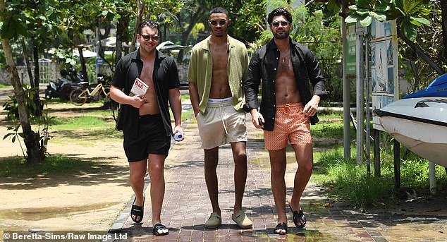 He then met Diags, 32, (left) and Roman, who were all wearing open shirts, Diags' black and Roman's green.