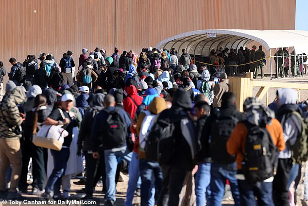 CBP sources said the number of total migrant crossings has risen above 1 million since October, compared to the same time frame last year (923,446).