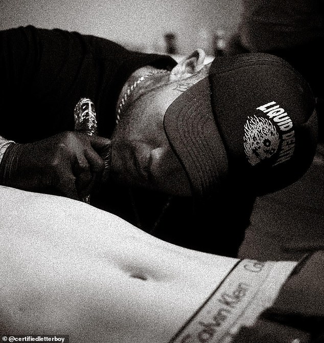 Pablo shared photos of Cruz's completed ink work and how it was crafted, writing: 