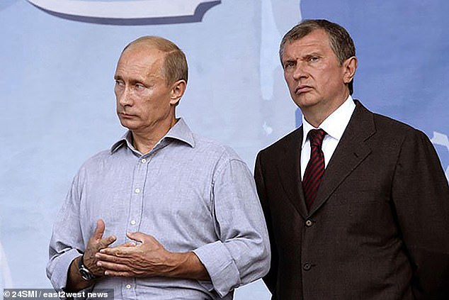 Vladimir Putin and Igor Sechin