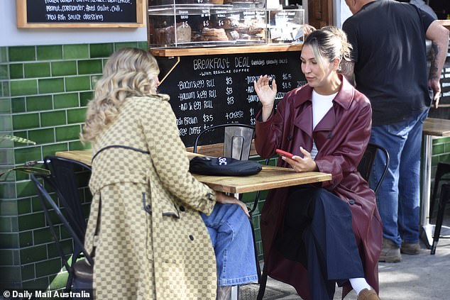 Despite producers warning the cast about any 'catch up', Lauren and Sara didn't have a care in the world, spending several hours together before having to make the call