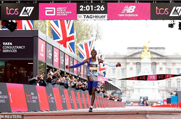 Organizers of the London Marathon plan to commemorate the death of last year's champion Kelvin Kiptum