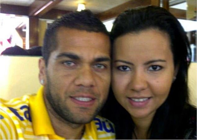 Alves had two children with first wife Dinora Santana whom he married in 2008