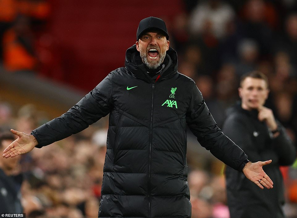 Klopp at one point expressed his frustration with the Liverpool fans for their negativity towards the team's struggle to find a goal