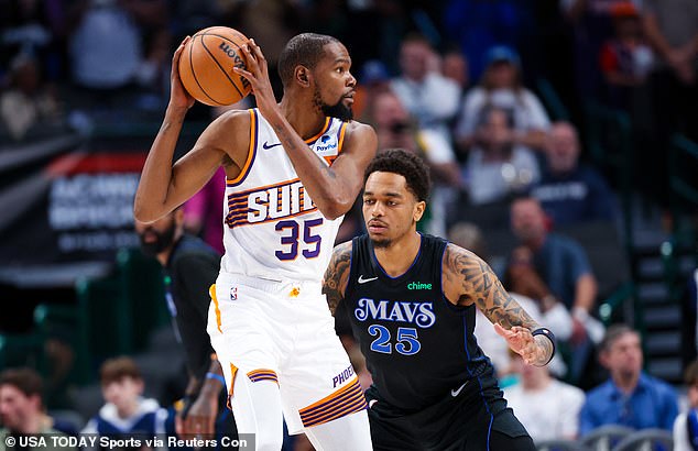 Durant and the Phoenix Suns took on the Mavericks when the season resumed after the All-Star break