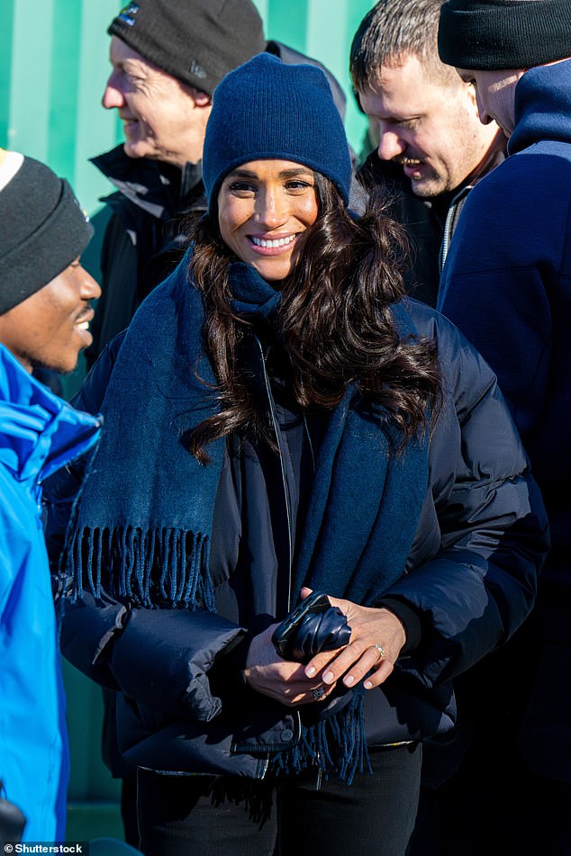 By far her best day for high-low accessories that paired beautifully with her Hermes bomber