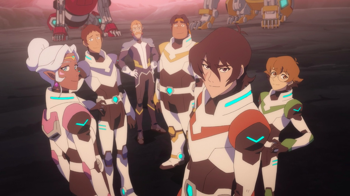 End scene of Voltron Season 6, with the paladins