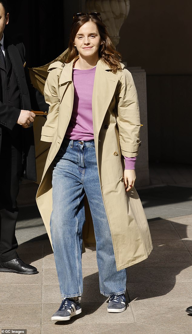 The actress, 33, showed off her relaxed sense of style in a beige trench coat and light blue denim jeans