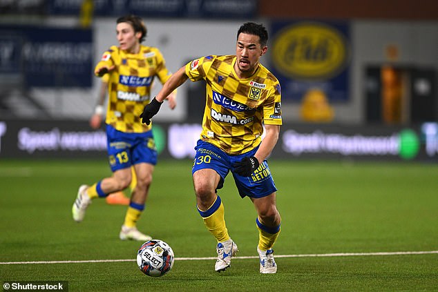 The 37-year-old Okazaki currently plays for the Belgian club Sint-Truiden, but is struggling with an injury