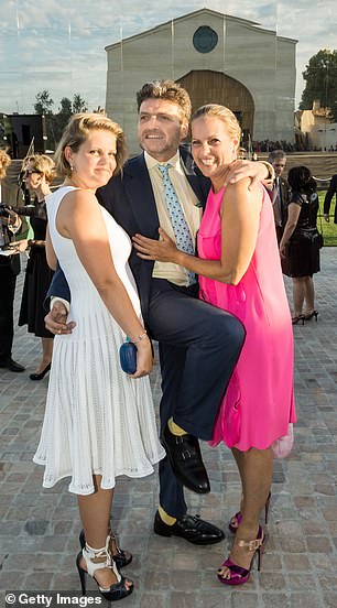 Benjamin de Rothschild, who died in 2021 at the age of 57, in 2013 with his wife Ariane and daughter Noemie