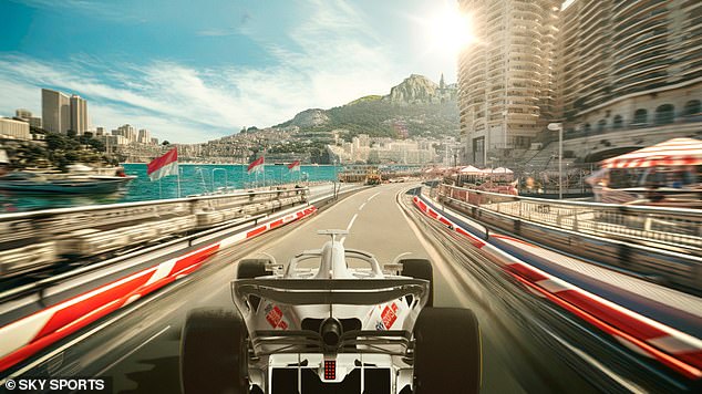 In the photo the swimming pool, an integral part of the Monaco Grand Prix since the start of the race