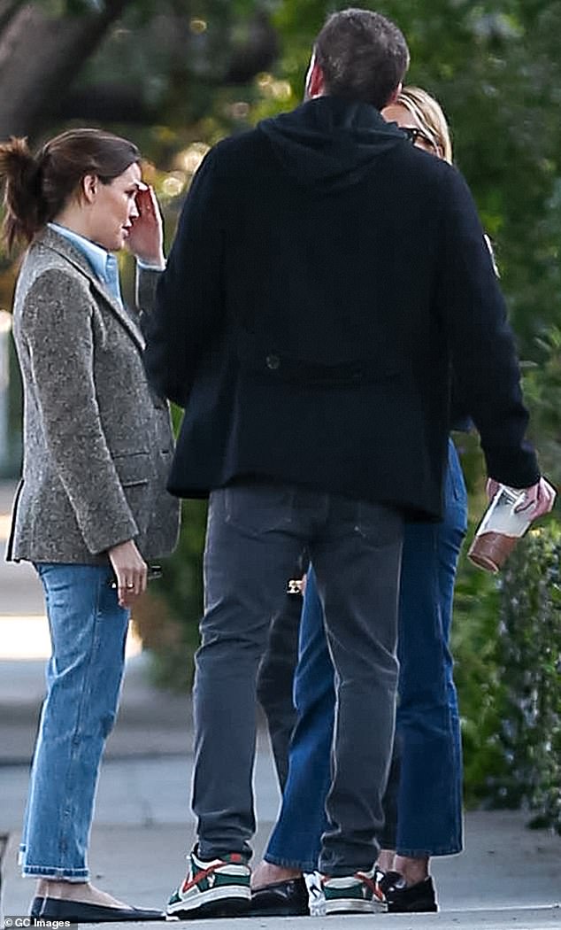 Ben and his ex-wife, who are known for their warm co-parenting relationship, were also spotted this week reuniting and sharing a warm conversation