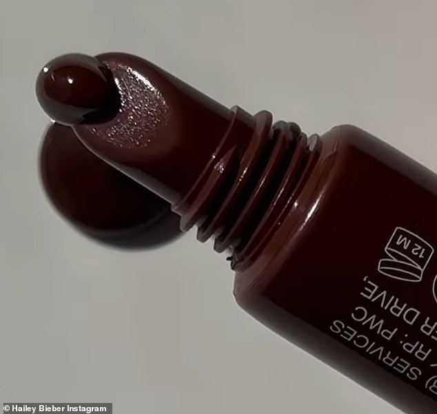 A close-up of the pigmented gloss was shared in the roundup