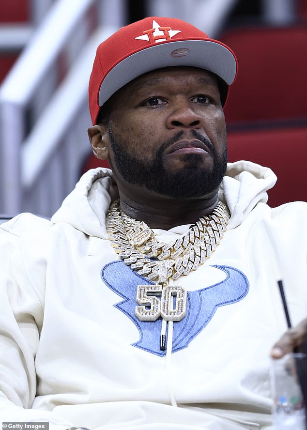 Rapper 50 Cent has rejected New York City's plan to hand out prepaid cards worth a total of $53 million to migrants to use at bodegas, supermarkets and delis