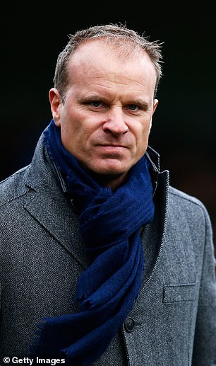 Dennis Bergkamp and Dirk Kuyt want to buy an English football club