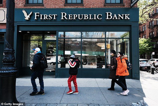 A handful of branches that JP Morgan Chase acquired in its acquisition of First Republic last May will be rebranded simply as 