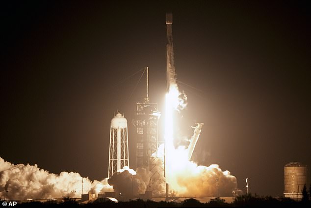 Elon Musk's SpaceX successfully launched a rocket from the Kennedy Space Center on Thursday morning, launching the first US lunar lander mission since 1972