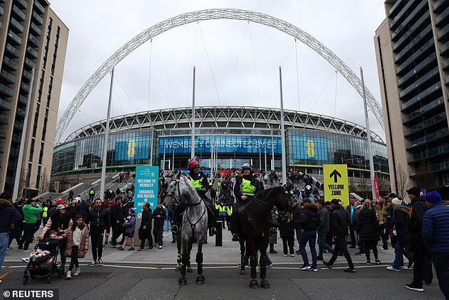 Hundreds of Liverpool fans experienced problems with their digital tickets ahead of the Carabao Cup final against Chelsea at Wembley Stadium