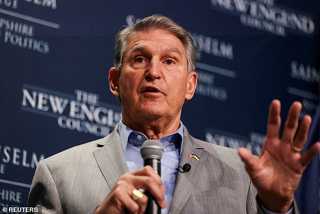 Americans Together founder and U.S. Senator Joe Manchin (D-WV) speaks at the New Hampshire Institute of Politics