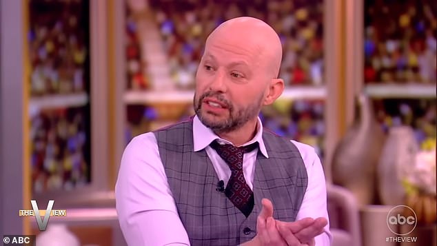 Jon Cryer tells how a random meeting with Andrew McCarthy took away decades of tension