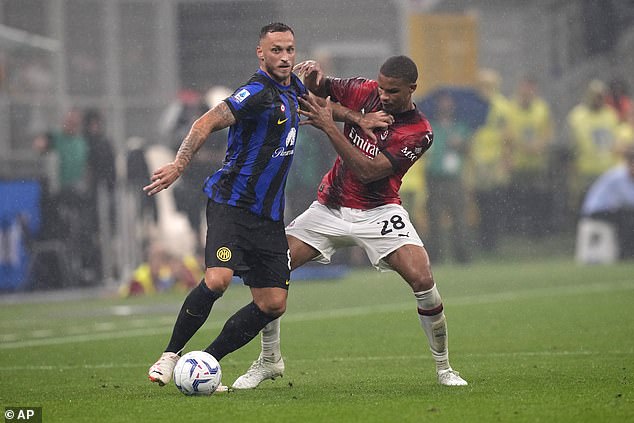 Inter Milan and AC Milan are backing a proposal to reduce Serie A from twenty clubs to just eighteen