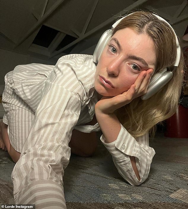 Lorde's last post was uploaded on December 17, 2023, in which the Royals singer once again posed with headphones.  “Listening to myself,” she wrote in the caption at the time, prompting similar speculation about the release of new music