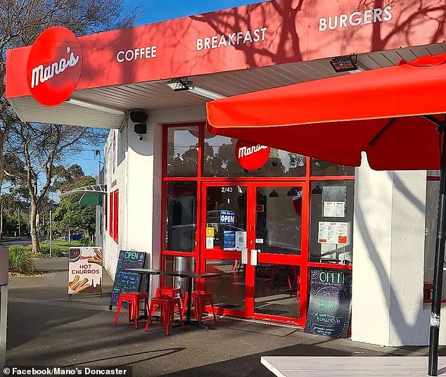 Mano's in Doncaster, in Melbourne's northeast, received a legal letter from Grill'd in October saying the small cafe's logo was similar to theirs