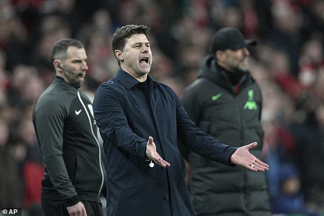 Mauricio Pochettino's side had five big chances in Sunday's match as he waited for his first trophy in English football