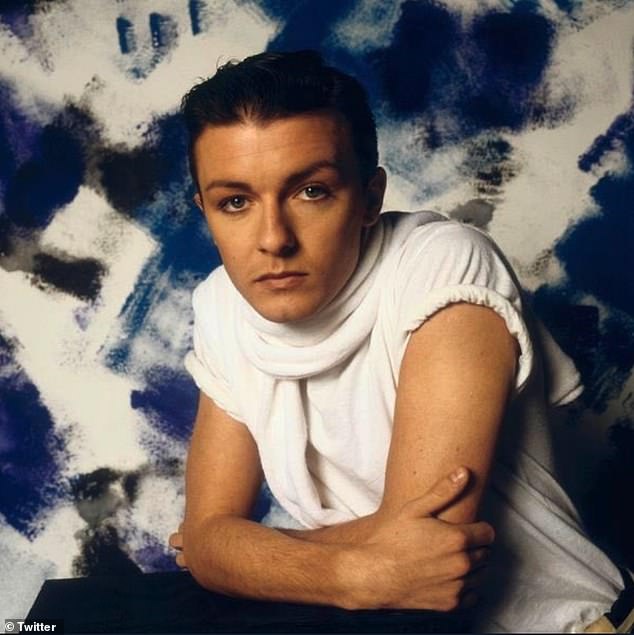 Ricky Gervais' former career as an aspiring pop star has resurfaced online, leaving fans both shocked and awed by his previous image