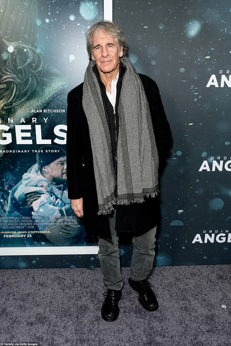 Scott Bakula, known from Quantum Leap, has turned into a real silver fox.  The 69-year-old TV star made a rare appearance Monday at the New York City premiere of the movie Ordinary Angels starring Hilary Swank.