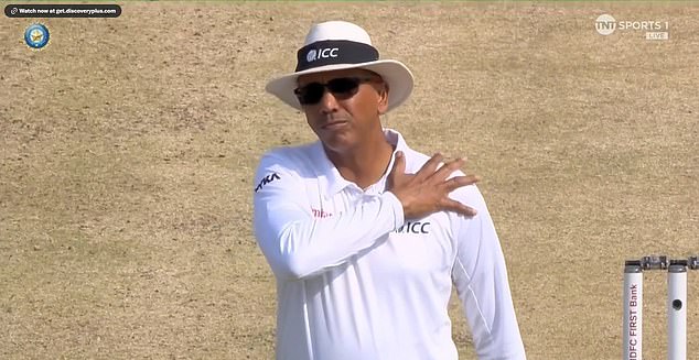 Umpire Joel Wilson indicated that England had been awarded five penalty runs