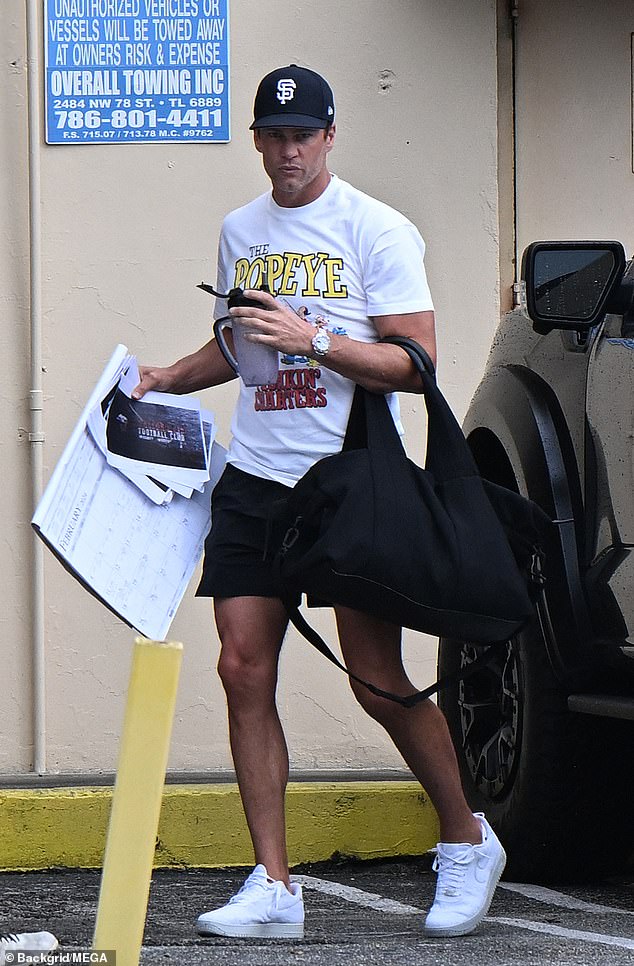 Ex-Patriots and Bucs' QB Tom Brady looked pale as he left a Miami gym this weekend