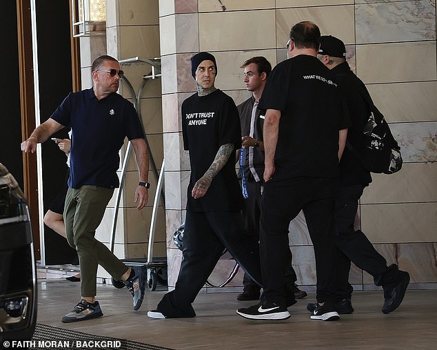 After putting on a breathtaking show for their WA fans, the California-formed rock band was spotted leaving their hotel to head to the airport on Saturday.