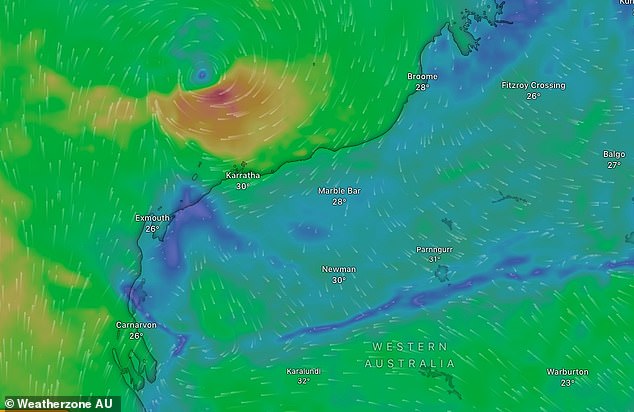 Communities in the north-west of Western Australia are battening down their hatches as ex-tropical cyclone Lincoln hits the Pilbara coast (photo: the storm off the Pilbara coast)