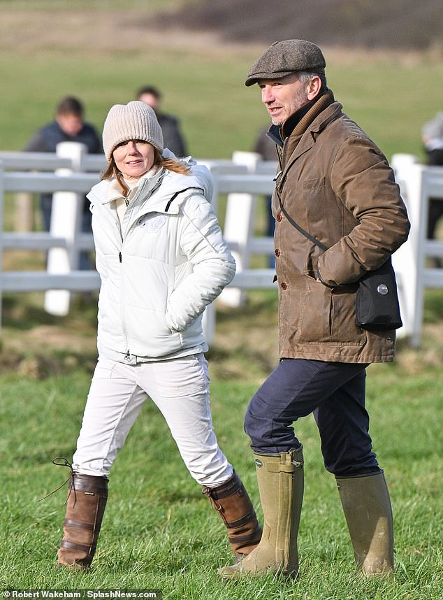 Halliwell and Horner at the Larkhill Royal Artillery Point to Point in Wiltshire on 27 January