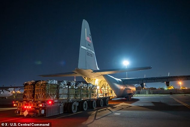 1709402610 299 US military air drops aid to Gaza with cargo planes dropping