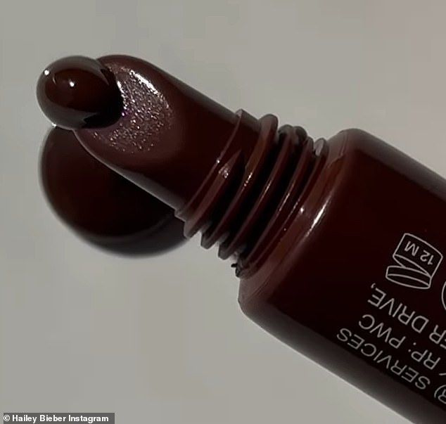 A close-up of the pigmented gloss was shared in the roundup