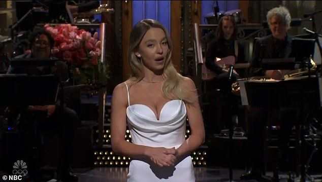 1709451391 297 Hilarious moment Sydney Sweeney shoots down rumors of affair with