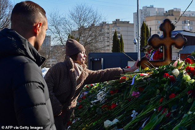 The ceremony took place amid a heavy police presence as thousands defied the president's warnings and descended on the capital