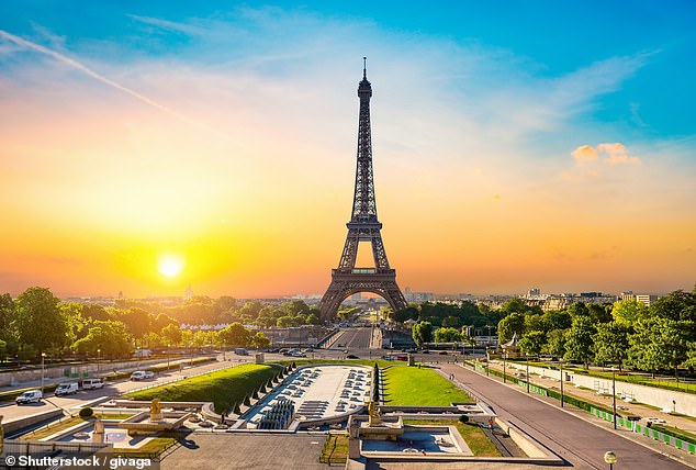 The family reached the front of the check-in queue for their BA flight from Charles de Gaulle, only to be told it was closed.  They were then booked on a later flight at 3.05pm