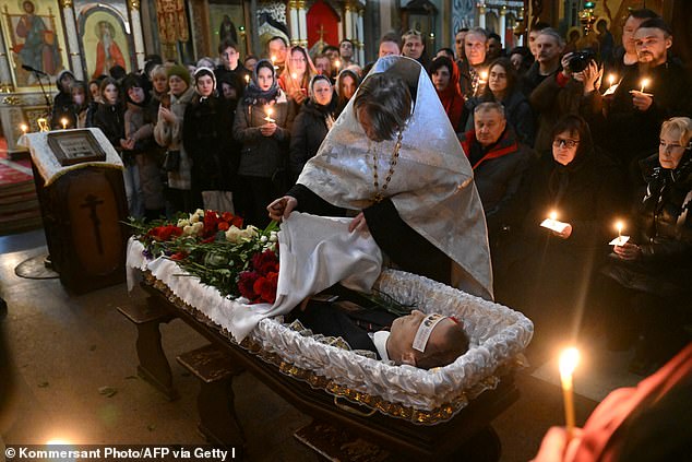 Not only mourners gathered at Navalny's funeral, but also anti-regime protesters