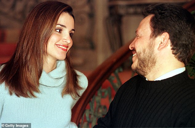 Queen Rania met the Jordanian prince, Abdullah bin Al-Hussein, at a dinner hosted by his sister in January 1993